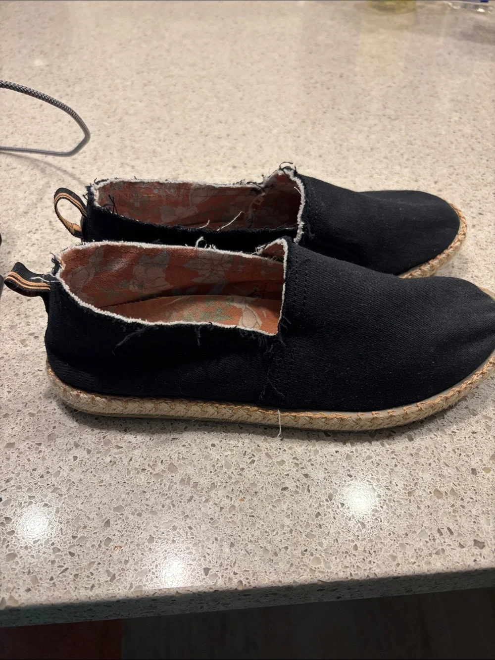 Vionic Black Canvas Espadrille Slip-Ons